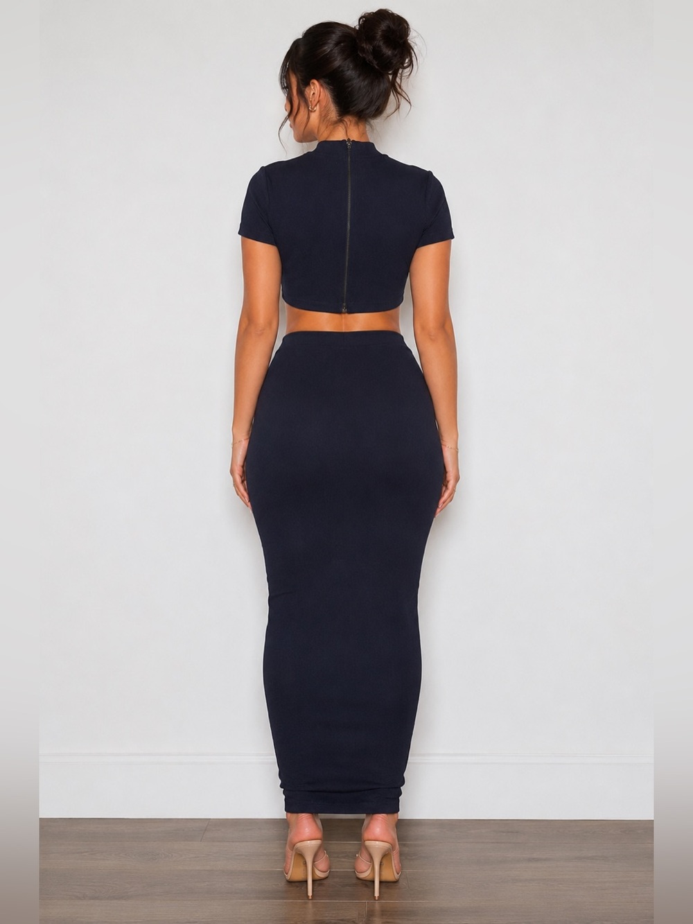 The Hanger Ribbed Navy Midi Skirt Set – Medium - Picture 2 of 9